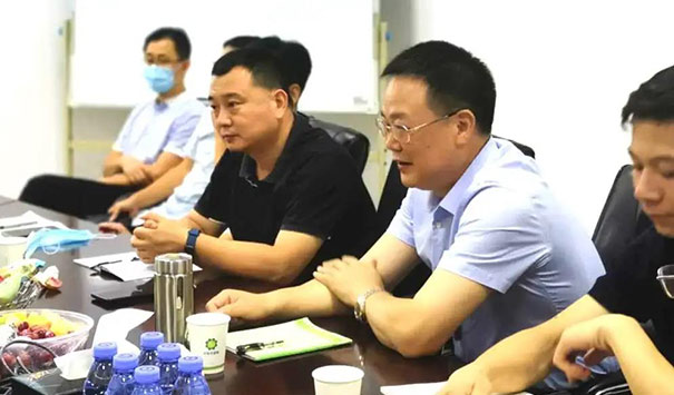 长沙市市场监督管理局副局长金雷一行莅临中检华通威考察调研 长沙市市场监督管理局副局长金雷一行莅临中检华通威考察调研